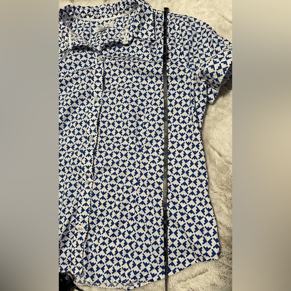 Liz Claiborne Navy and White Geometric Blouse - Picture 3 of 7